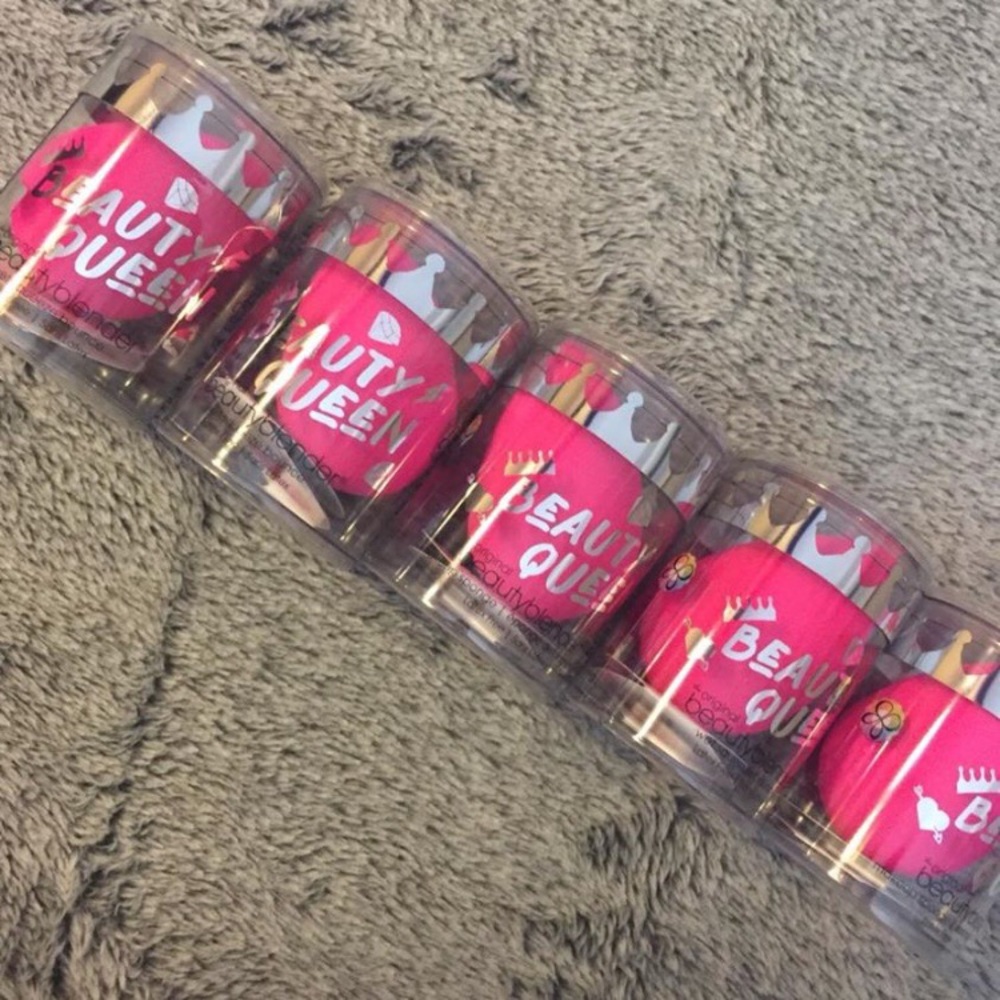 2 for 20 Brand new beauty blenders